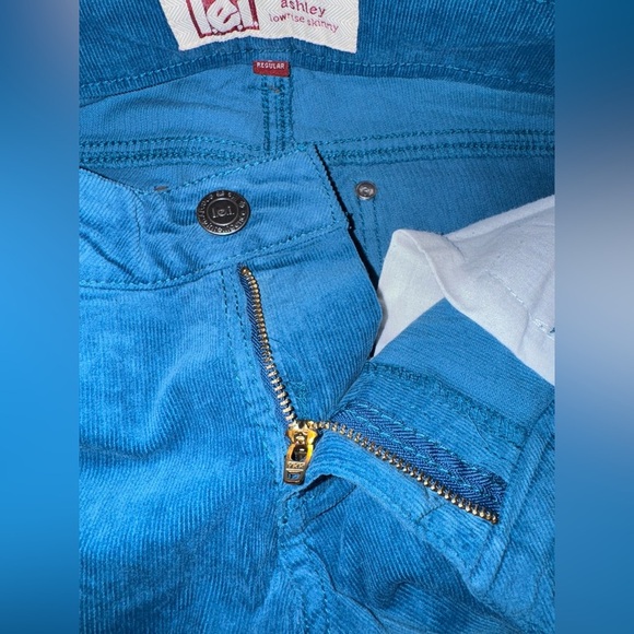 LEI Blue Straight Leg Corduroy Jeans Timeless Design - Picture 10 of 11